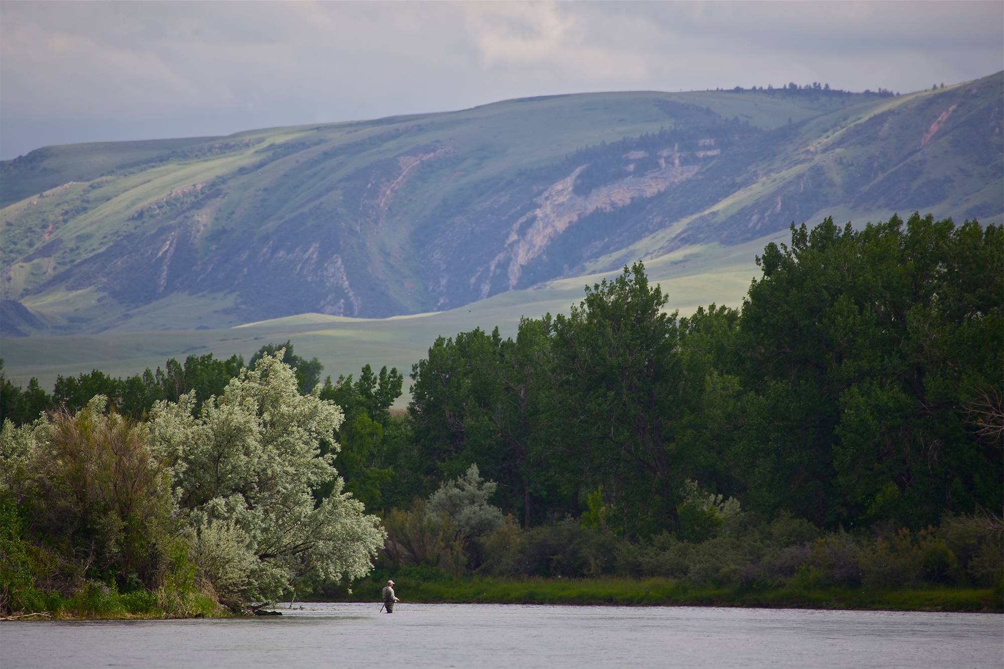 Fall Fly Fishing | Montana Fishing & Hunting Resort